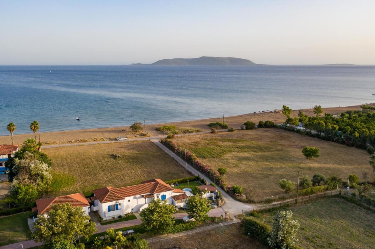 Blue Apartment Finikounda