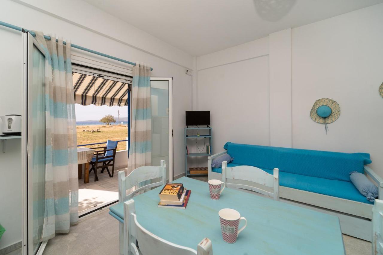 Blue * Finikounda